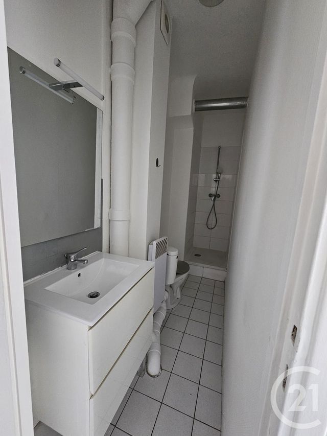 Appartement F2 à louer - 2 pièces - 43.97 m2 - MEAUX - 77 - ILE-DE-FRANCE - Century 21 Icm Immobilier