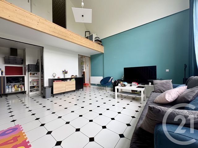 Appartement F2 à vendre - 2 pièces - 54.32 m2 - VILLENOY - 77 - ILE-DE-FRANCE - Century 21 Icm Immobilier