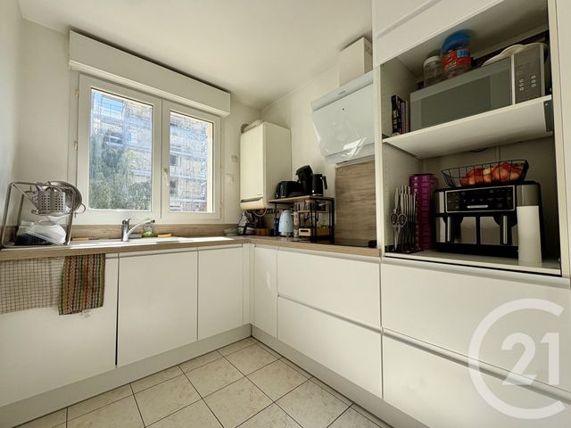 Appartement F2 à vendre - 2 pièces - 46.42 m2 - MEAUX - 77 - ILE-DE-FRANCE - Century 21 Icm Immobilier