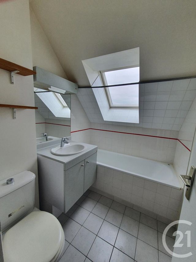 Appartement Studio à louer - 1 pièce - 30.24 m2 - VILLENOY - 77 - ILE-DE-FRANCE - Century 21 Icm Immobilier