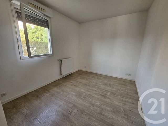 Appartement F4 à louer - 4 pièces - 63.06 m2 - MEAUX - 77 - ILE-DE-FRANCE - Century 21 Icm Immobilier