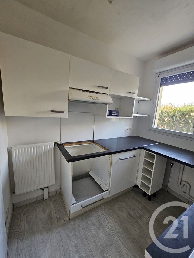 Appartement F4 à louer - 4 pièces - 63.06 m2 - MEAUX - 77 - ILE-DE-FRANCE - Century 21 Icm Immobilier