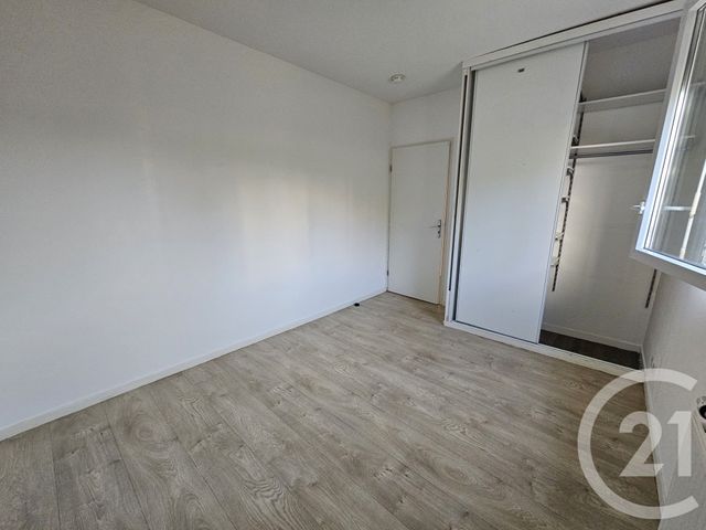 Appartement F4 à louer - 4 pièces - 63.06 m2 - MEAUX - 77 - ILE-DE-FRANCE - Century 21 Icm Immobilier