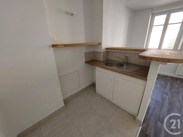 Appartement Studio à louer - 1 pièce - 22.35 m2 - MEAUX - 77 - ILE-DE-FRANCE - Century 21 Icm Immobilier