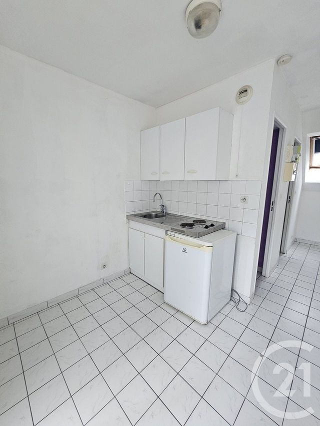 Appartement Studio à louer - 1 pièce - 17.0 m2 - CREGY LES MEAUX - 77 - ILE-DE-FRANCE - Century 21 Icm Immobilier