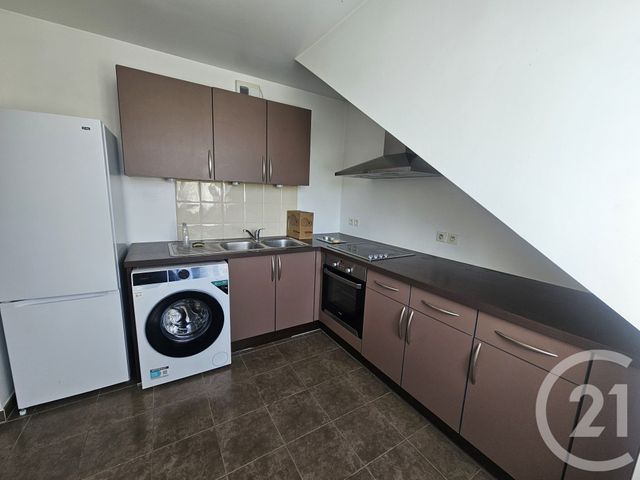 Appartement F2 à louer - 2 pièces - 61.08 m2 - MEAUX - 77 - ILE-DE-FRANCE - Century 21 Icm Immobilier