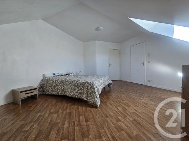 Appartement F2 à louer - 2 pièces - 61.08 m2 - MEAUX - 77 - ILE-DE-FRANCE - Century 21 Icm Immobilier