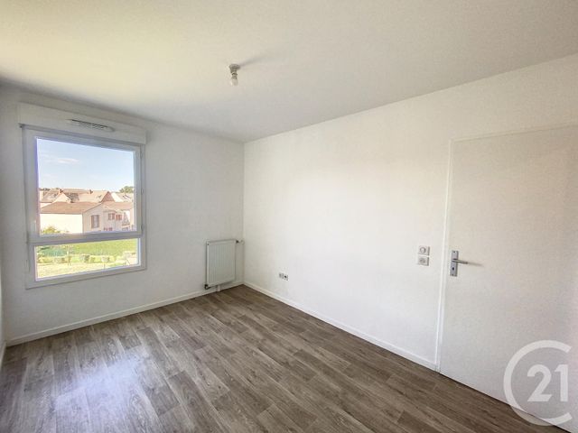Appartement F2 à louer - 2 pièces - 39.76 m2 - MEAUX - 77 - ILE-DE-FRANCE - Century 21 Icm Immobilier
