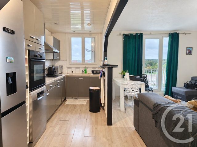Appartement F3 à vendre - 3 pièces - 60.61 m2 - MEAUX - 77 - ILE-DE-FRANCE - Century 21 Icm Immobilier